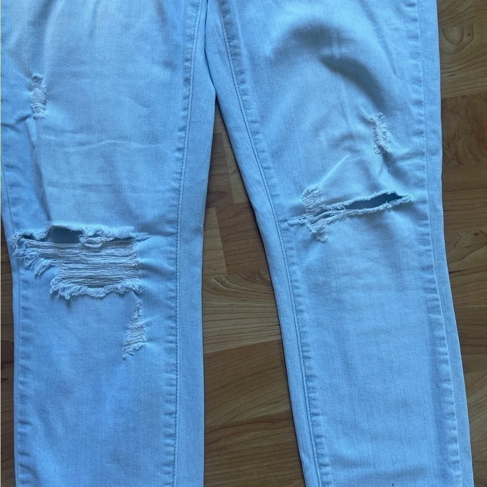 Paige Jeans Style:Verdugo Ultra skinny Ripped